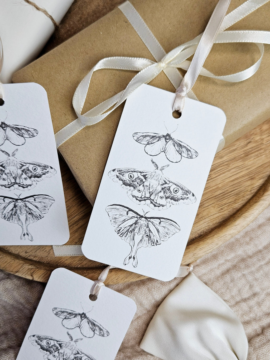 Geschenkanhänger Motte Illustration