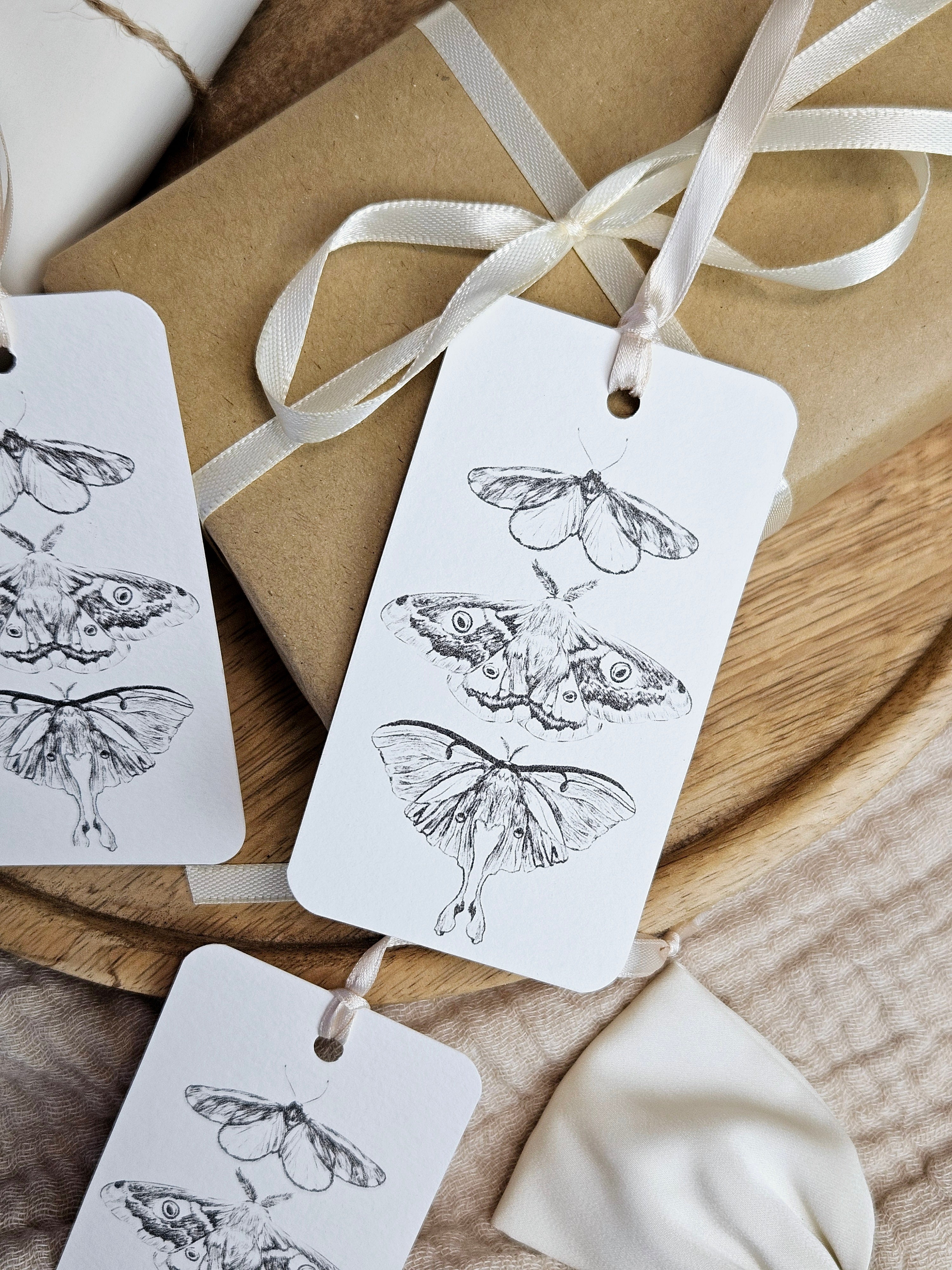 Geschenkanhänger Motte Illustration