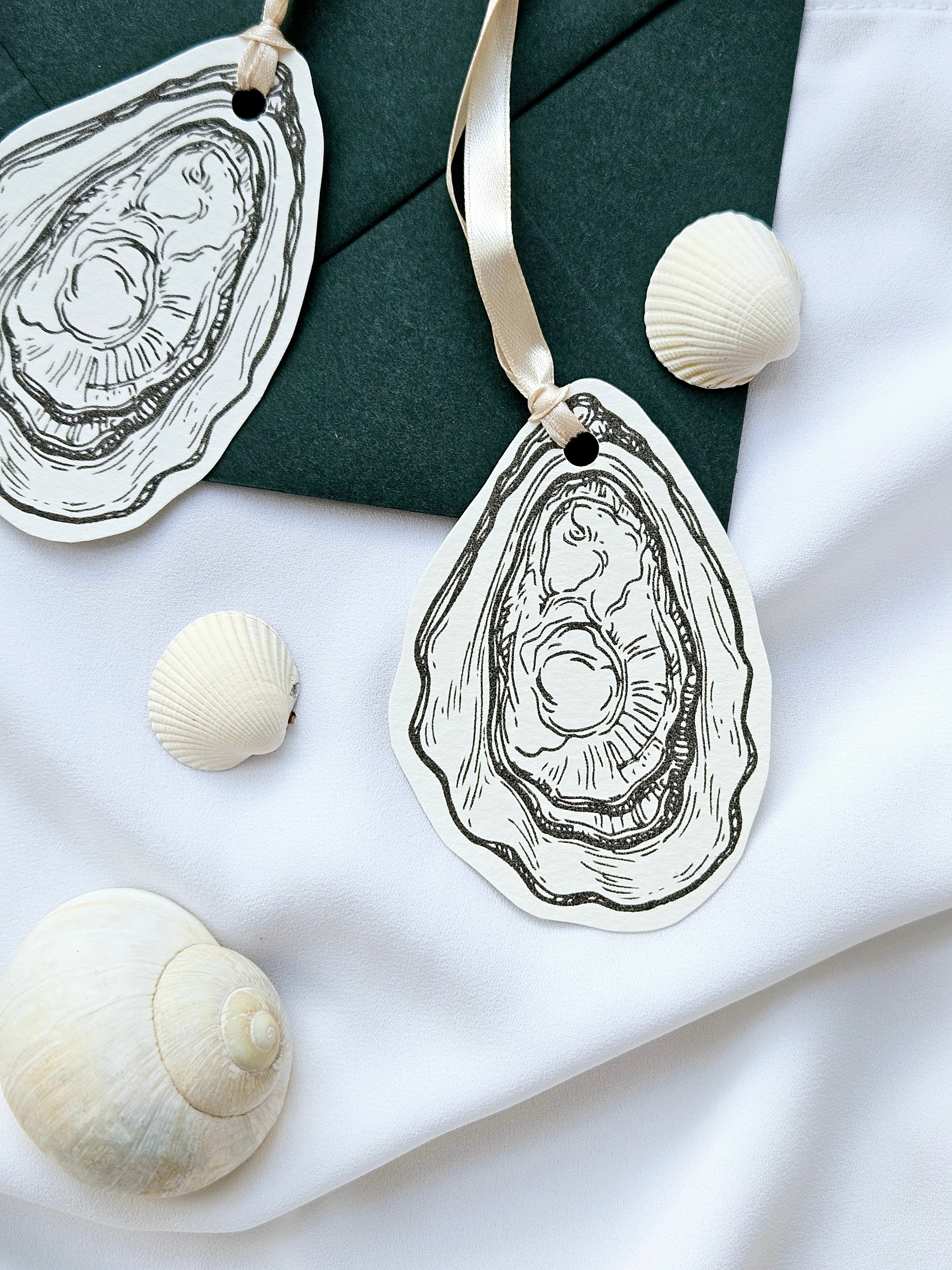 Eleganter Geschenkanhänger Auster Muschel