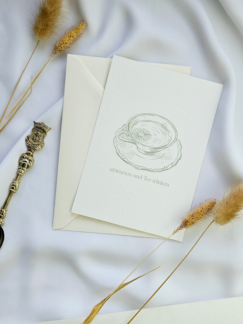 Postkarte Teetasse Abwarten und Tee trinken