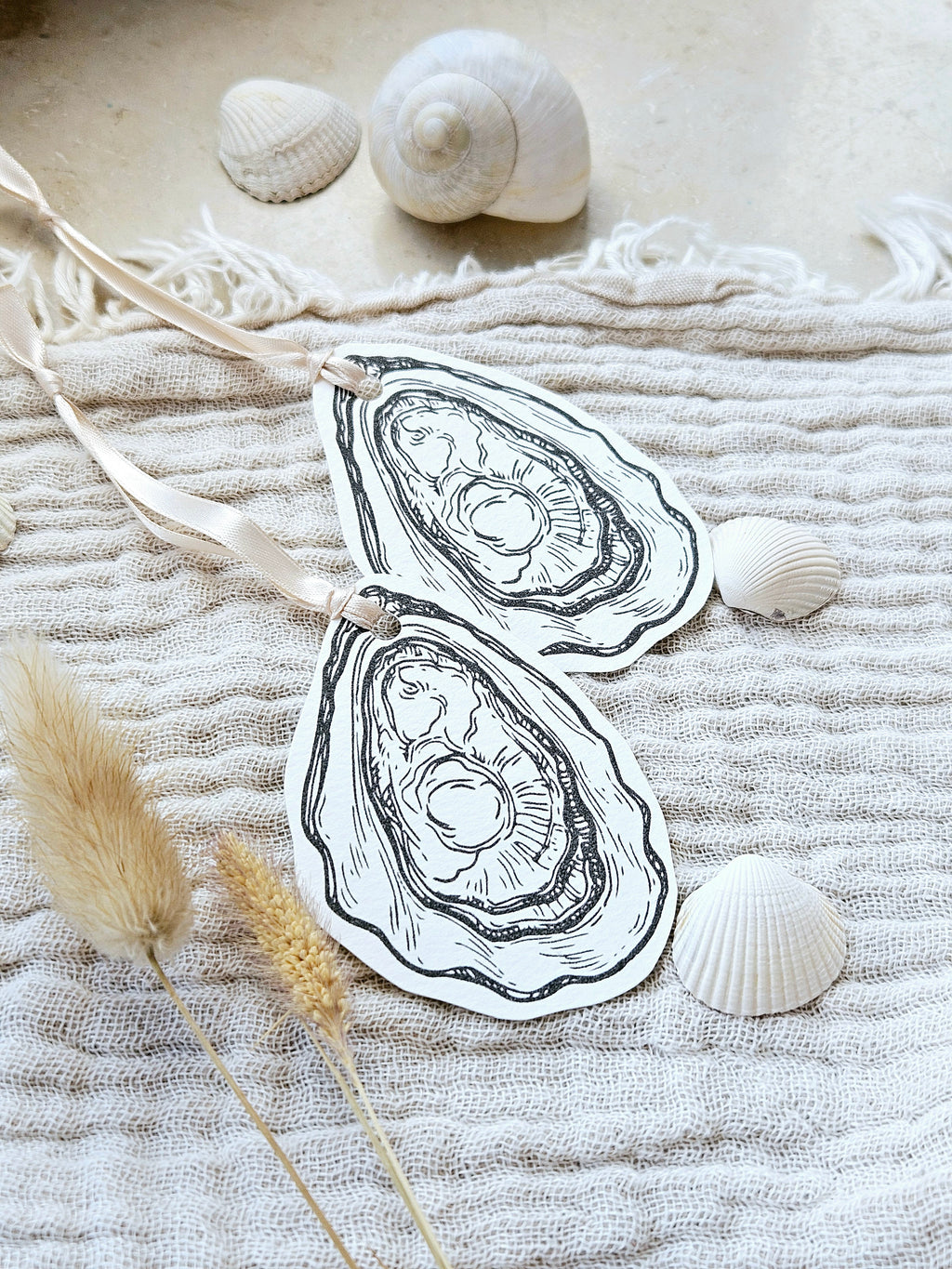 Eleganter Geschenkanhänger Auster Muschel