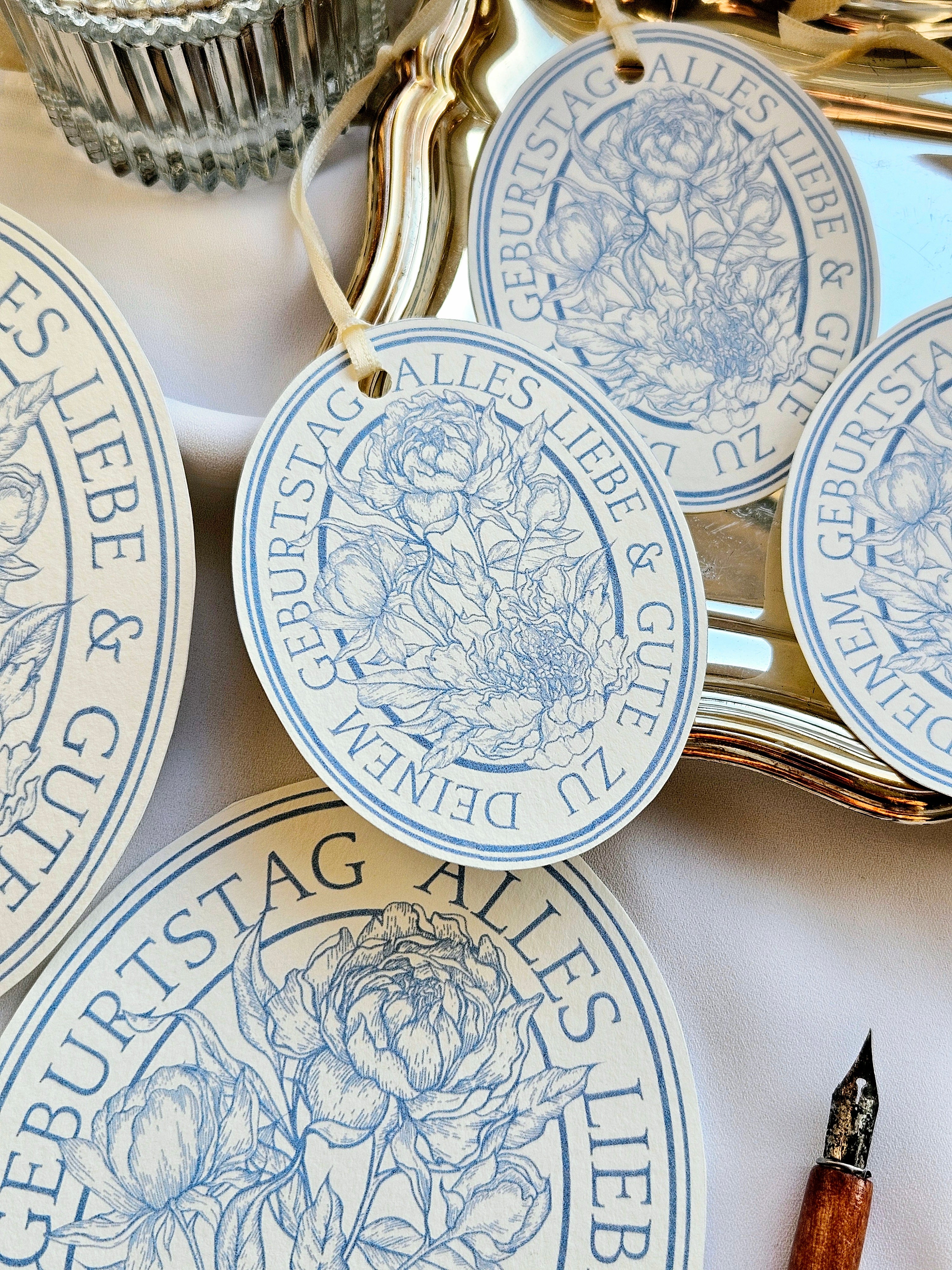 Ovale Geburtstagskarte Pfingstrosen Hellblau