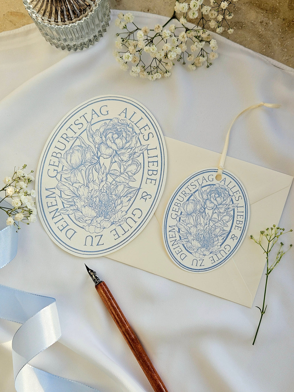 Ovale Geburtstagskarte Pfingstrosen Hellblau