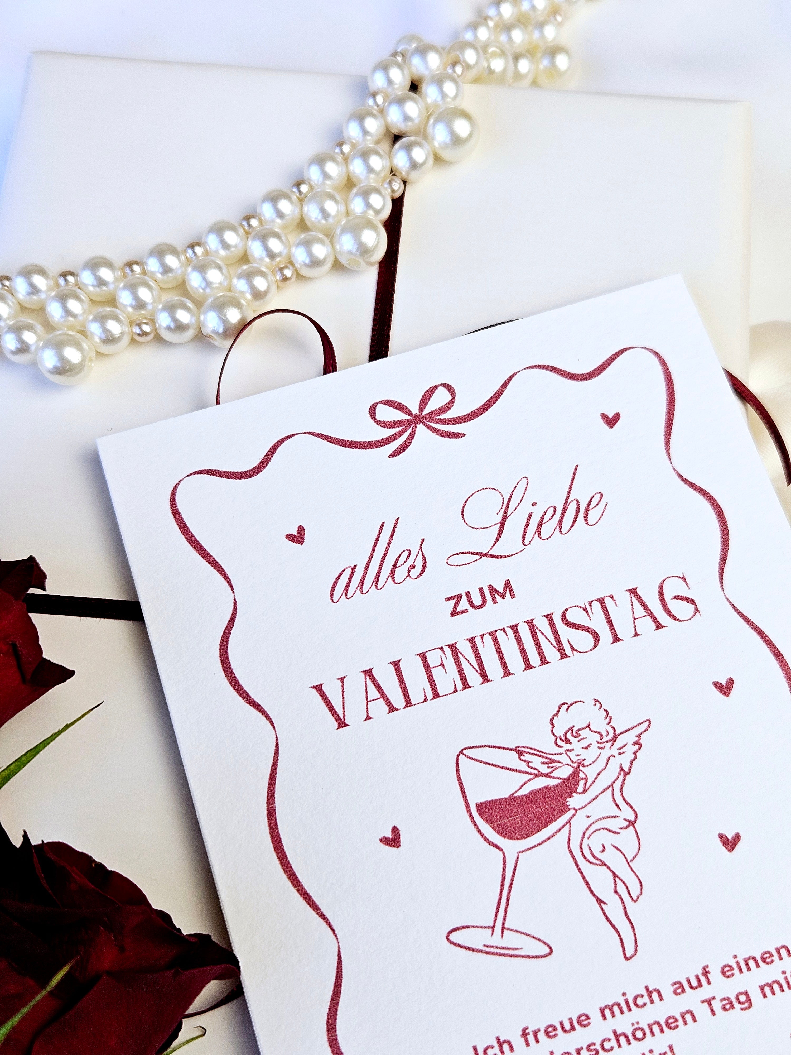 Valentinstagskarte Amor & Schleifenrahmen