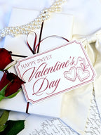 Elegante Valentinskarte Herzamulett